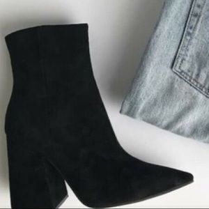 Alias Mae 🖤 Ahara Bootie Black Suede